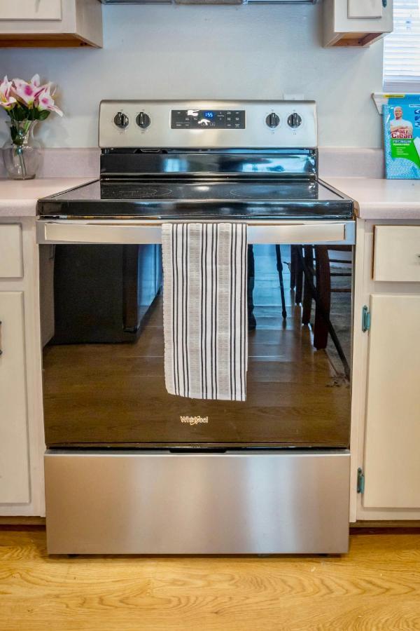 Life'S A Breeze! Updated 3B Home 10 Min To Beach! Gulf Breeze Luaran gambar